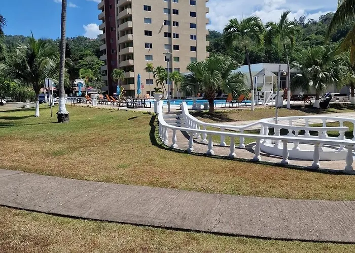 Away From With 24 Hr Security Ocho Ríos